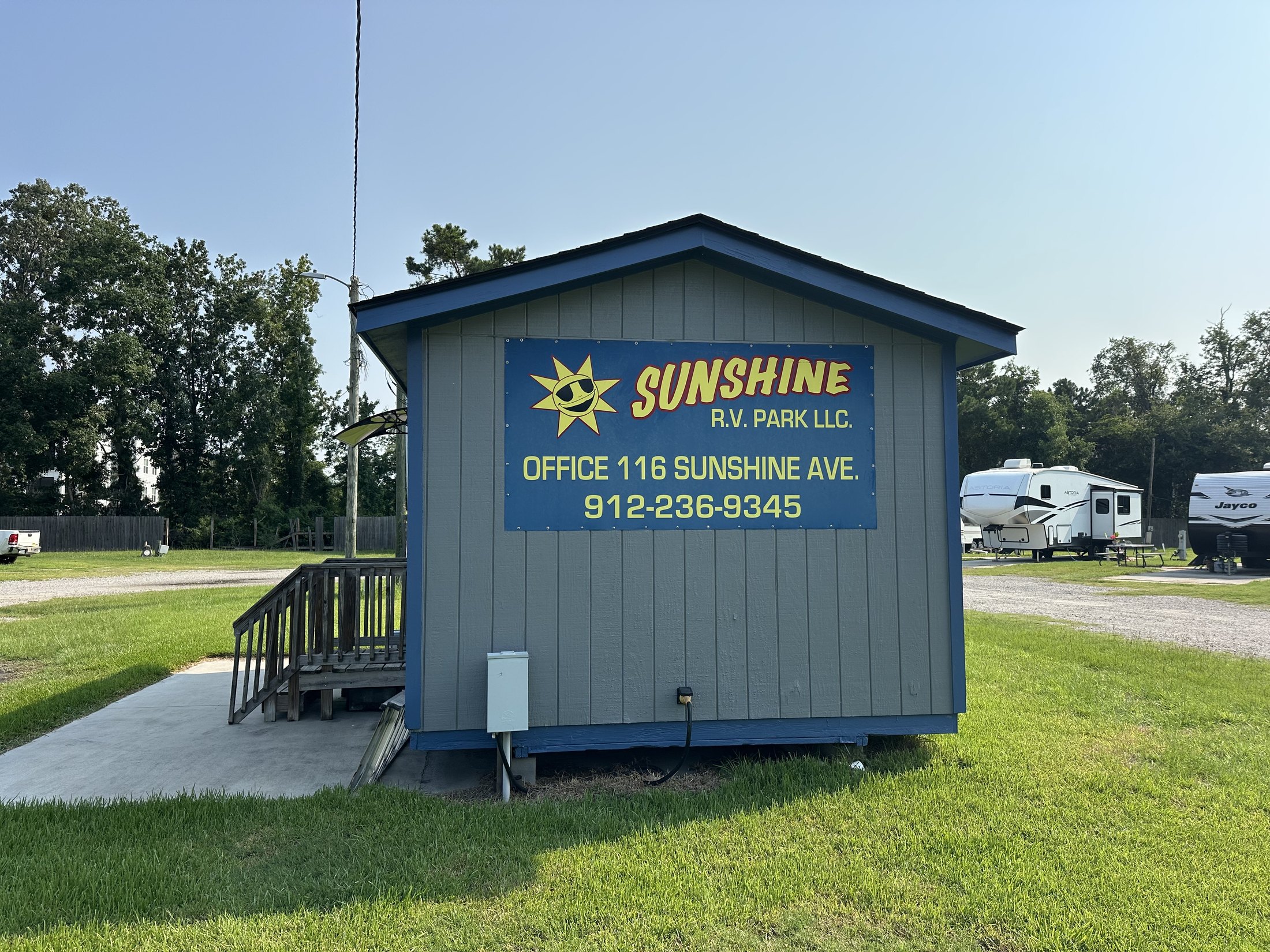 Sunshine office sign on Sunshine Avenue